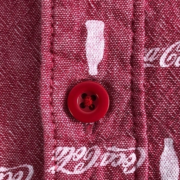 Retro COCA-COLA Short Sleeve Shirt Men's size S Red & White Coke Bottles - Picture 7 of 10